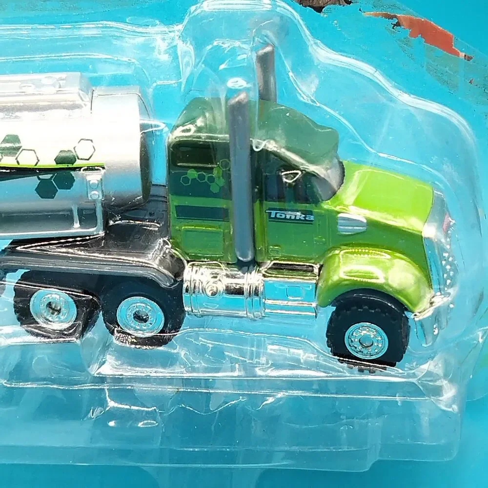 Tonka Green Tanker Truck & Trailer Semi Rig Toy Vehicle Hasbro Funrise 2012